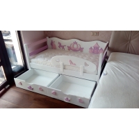Кровать детская декорированная "Золушка pink"